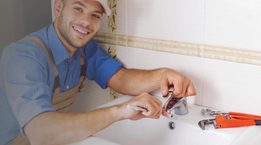 Professional Leak Detection Services in Bluffs, IL